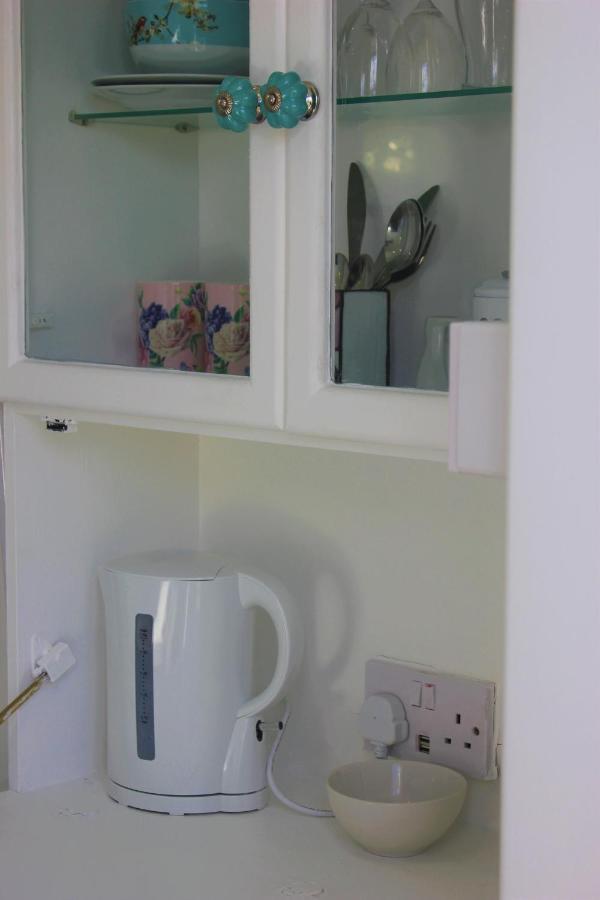 Hopgarden Glamping Luxury Shepherds Huts Wadhurst Exteriör bild